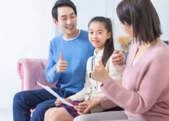 Nếu trong gia đình xuất hiện 3 dấu hiệu này, điều đó cho thấy tương lai con cái sẽ rất có triển vọng