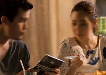 Tổng lương tháng của 2 vợ chồng là 20 triệu, khi tôi đòi mua xe ô tô, chồng ngớ người kinh ngạc: Bí mật trong cuốn sổ chi tiêu