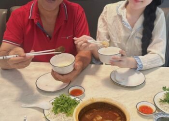 Người hâm mộ hỏi xin cách dạy con ngoan hiền, dịu dàng, bà xã Quyền Linh hé lộ bí quyết khiến ai cũng phải khen: Hay quá!