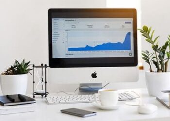 9 mẹo phong thủy cực hữu ích cho dân công sở: Để ý 1 chút để sự nghiệp may mắn, lên hương