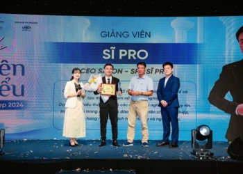 Ông Sĩ Pro Và Sứ Mệnh Cống Hiến Cho Nghề Làm Đẹp Tại Sự Kiện Tôn Vinh Giáo Viên Tiêu Biểu Ngành Chăm Sóc Sắc Đẹp 2024