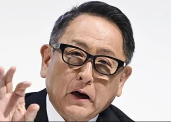 Ông Akio Toyoda vẫn được bầu vào hội đồng quản trị Toyota bất chấp bê bối