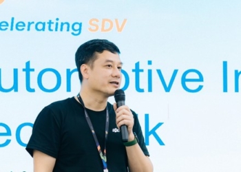 Sếp FPT kể chuyện làm phần mềm cho ô tô