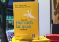 Dịch giả từng bị trầm cảm chia sẻ về việc học cách lạc quan