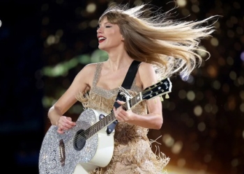 Hơn 150 triệu người xem Taylor Swift nhảy xấu