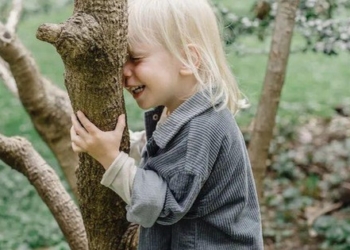 Chuyên gia Harvard: 4 hành động vô tư của cha mẹ làm giảm IQ của con, nên thay đổi càng sớm càng tốt