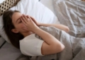 Tự đưa mình vào tròng để chị dâu dắt mũi, đến lúc mẹ chồng qua đời, tài sản thừa kế thì chị “ăn tất”: 200 triệu uất hận