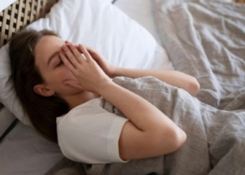 Tự đưa mình vào tròng để chị dâu dắt mũi, đến lúc mẹ chồng qua đời, tài sản thừa kế thì chị “ăn tất”: 200 triệu uất hận