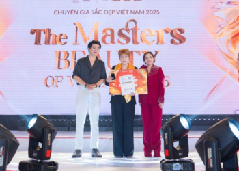 Hành Trình 4 Năm Cống Hiến Được Khắc Họa Trọn Vẹn Qua Màn Trình Diễn Của Guest Speaker Thanh Nguyễn Tại The Masters Beauty Of Vietnam Season 2