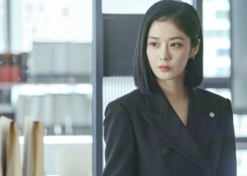 Không nhận ra Jang Na Ra trong vai nữ luật sư lạnh lùng