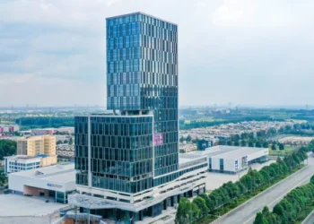 Quan điểm của Becamex IDC khi cổ đông đề xuất hạ giá chào bán cổ phiếu xuống 30.000 đồng/cp