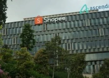 Shopee bị tuýt còi vì ưu tiên ‘gà nhà’ Shopee Express trong giao hàng