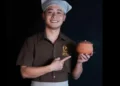 Sau lùm xùm kẹo rau củ, Quang Linh Vlogs muốn rút vốn ở nhà hàng cơm niêu tại TP HCM