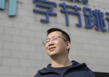 ‘Cha đẻ’ TikTok lần đầu trở thành người giàu nhất Trung Quốc