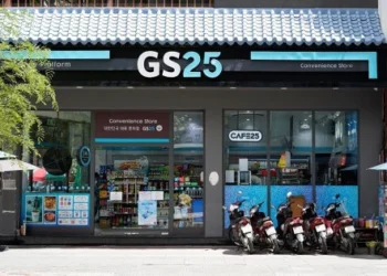 GS25 tăng tốc mở rộng chuỗi qua nhượng quyền