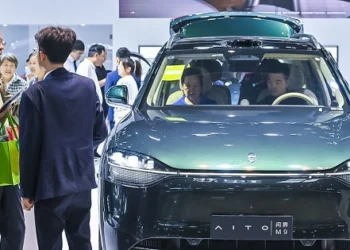 Huawei từ bỏ dự án xe điện