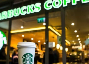 Cuộc cải tổ bên trong cửa hàng Starbucks