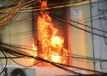 Vì sao cứ đến hè lại xảy ra nhiều vụ chập điện? Nguyên nhân chủ yếu từ thói quen phổ biến gặp ở nhiều nhà